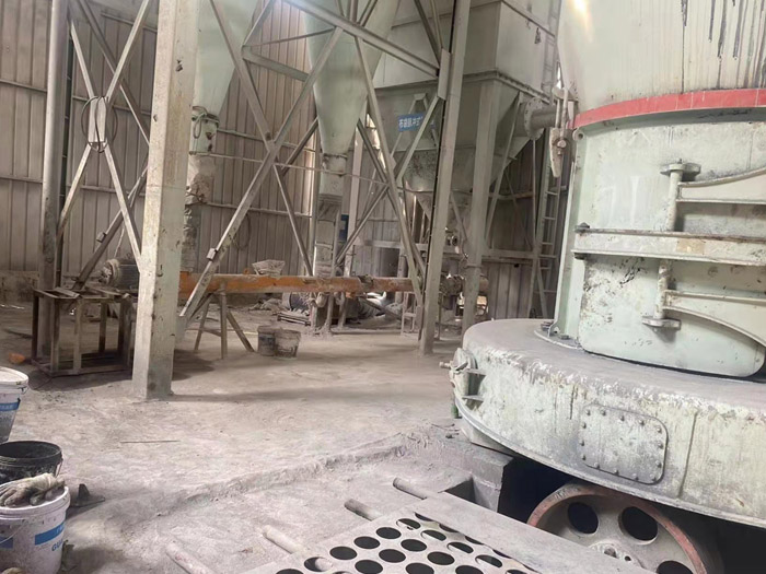 Used 175 Raymond Mill